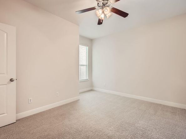 2210 Onion Creek PKWY 503, Austin TX 78747