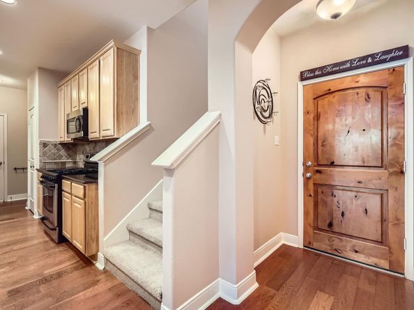 2210 Onion Creek PKWY 503, Austin TX 78747