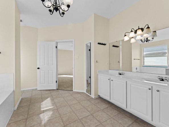 2015 Angelique CT, Leander TX 78641