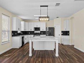 2015 Angelique CT, Leander TX 78641