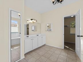 2015 Angelique CT, Leander TX 78641