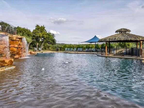 401 Austin Heights RD, Lakeway TX 78738