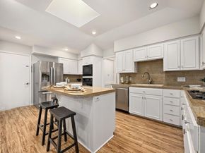 907 Vanguard ST, Lakeway TX 78734