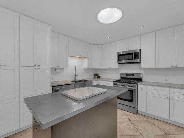 1224 Corona DR, Austin TX 78723