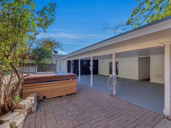 1224 Corona DR, Austin TX 78723