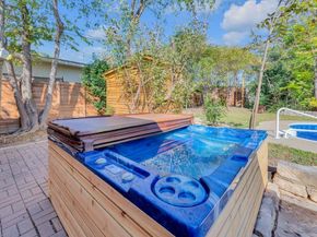 1224 Corona DR, Austin TX 78723