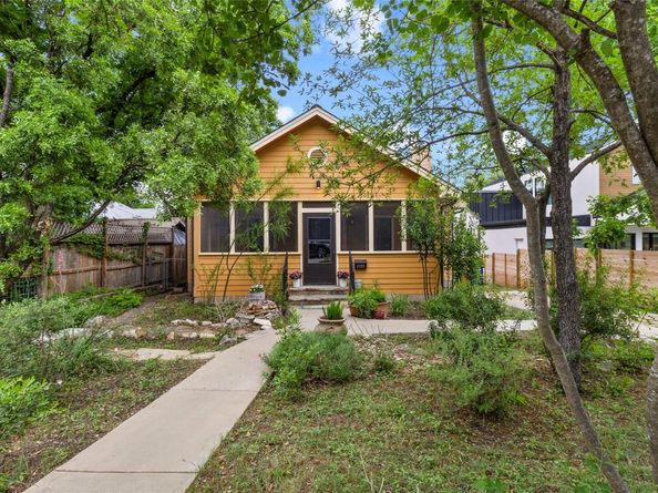 2105 Brackenridge ST, Austin TX 78704