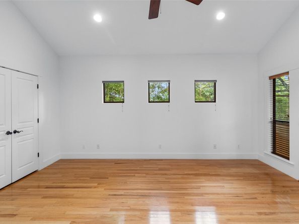 2105 Brackenridge ST, Austin TX 78704