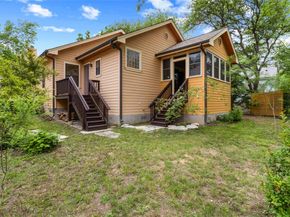 2105 Brackenridge ST, Austin TX 78704