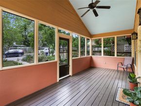 2105 Brackenridge ST, Austin TX 78704