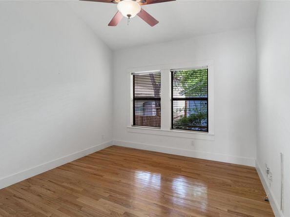 2105 Brackenridge ST, Austin TX 78704