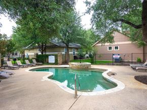 13604 Caldwell DR 25, Austin TX 78750