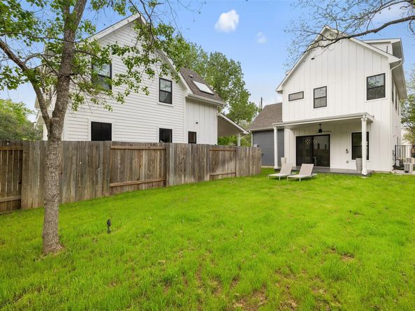 5701 Tura LN 1, Austin TX 78721