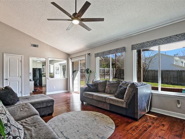 11501 Oak Knoll DR, Austin TX 78759