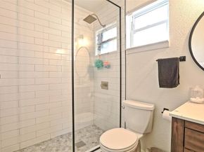11501 Oak Knoll DR, Austin TX 78759