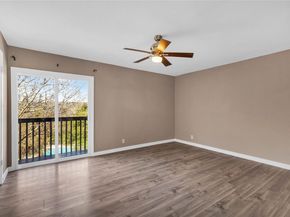 3607 Las Colinas DR B, Austin TX 78731