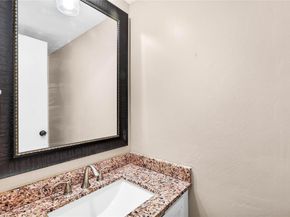 3607 Las Colinas DR B, Austin TX 78731