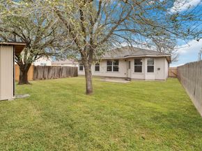 18320 Maxa DR, Manor TX 78653