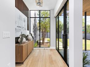 700 Wayside DR, Austin TX 78703