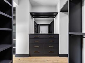 700 Wayside DR, Austin TX 78703