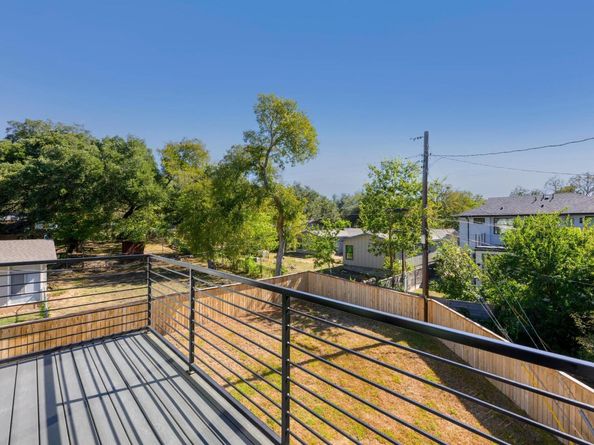 4803 Philco DR, Austin TX 78745