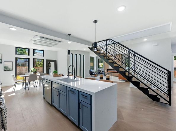 4803 Philco DR, Austin TX 78745