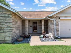 1011 Ramble Creek DR, Pflugerville TX 78660