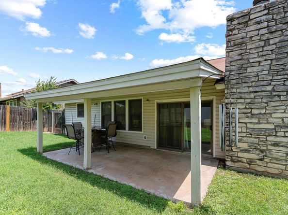 1011 Ramble Creek DR, Pflugerville TX 78660