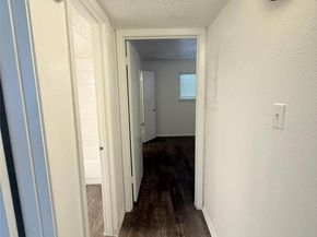 2704 Salado ST 207, Austin TX 78705