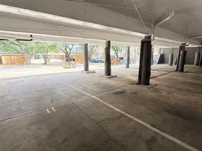2704 Salado ST 207, Austin TX 78705