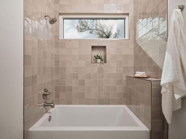 1215 Fort Branch BLVD 2, Austin TX 78721