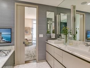 200 Congress Ave 35AC, Austin TX 78701