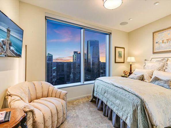 200 Congress Ave 35AC, Austin TX 78701