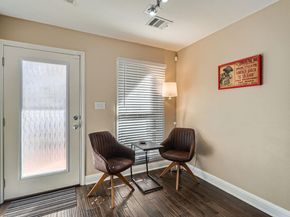 6900 E Riverside DR 6, Austin TX 78741