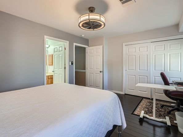 6900 E Riverside DR 6, Austin TX 78741