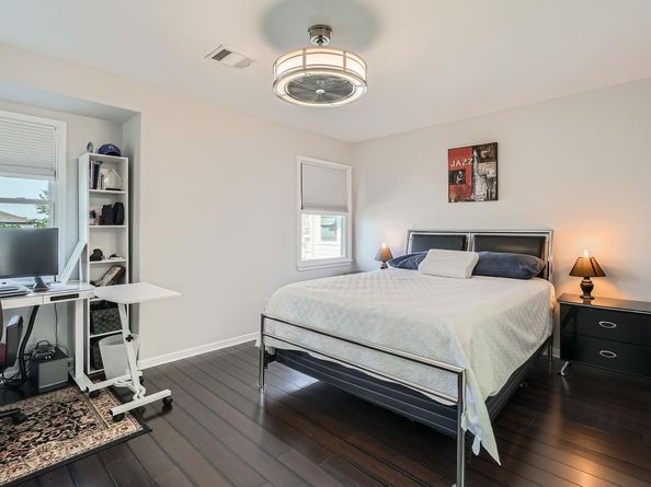 6900 E Riverside DR 6, Austin TX 78741