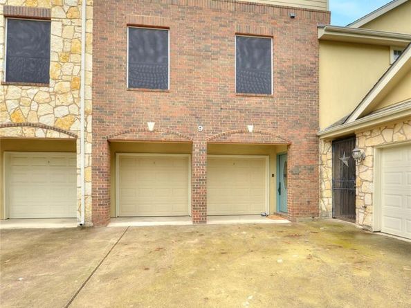 1402 Parker LN, Austin TX 78741