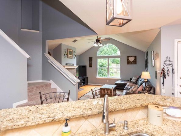 1006 Savanna LN, Cedar Park TX 78613
