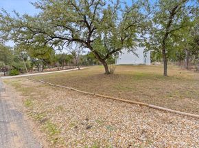 8023 Lakeview ST, Volente TX 78641