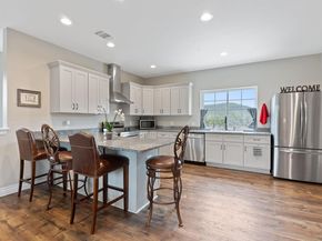 8023 Lakeview ST, Volente TX 78641