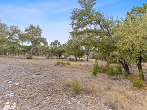 8023 Lakeview ST, Volente TX 78641