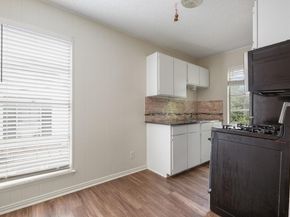 5300 Guadalupe ST 6202, Austin TX 78751