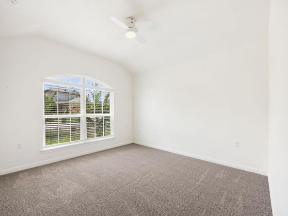 9917 Becoming ST, Manor TX 78653