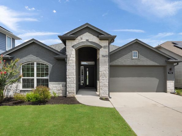 9917 Becoming ST, Manor TX 78653