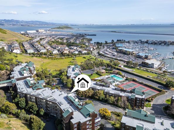 1201 Brickyard Way 205, Richmond CA 94801
