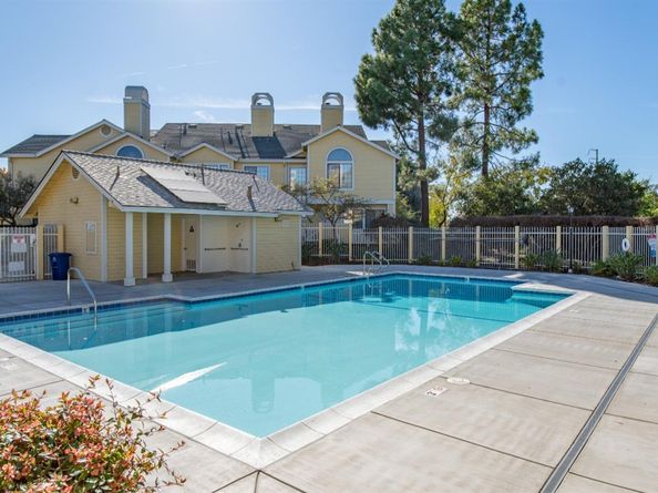 105 Devonwood, Hercules CA 94547