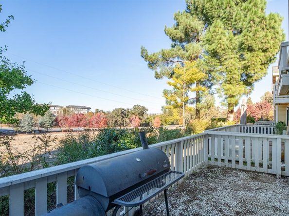 105 Devonwood, Hercules CA 94547