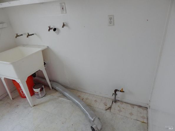 2854 16th Street, San Pablo CA 94806