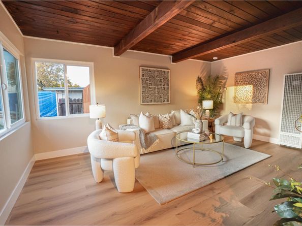 Undisclosed Address #325102411, San Pablo CA 94806