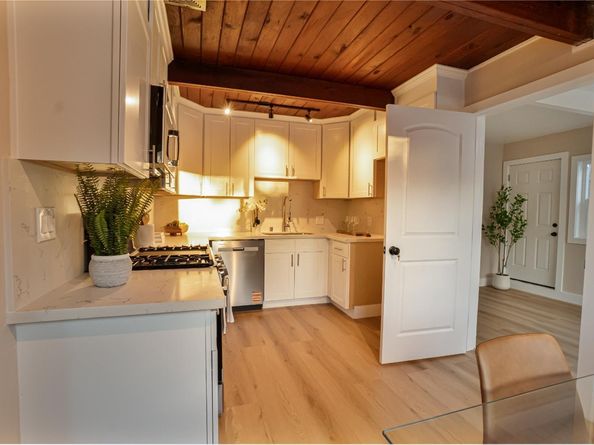 Undisclosed Address #325102411, San Pablo CA 94806